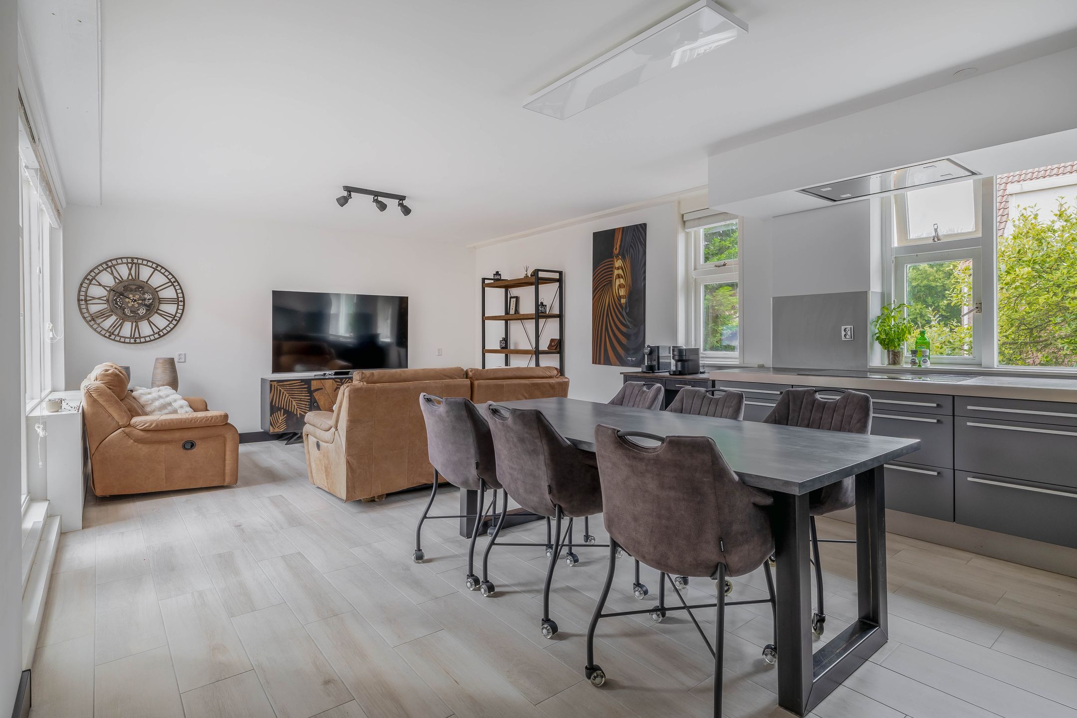 Foto 9 van Jules Massenetstraat 282