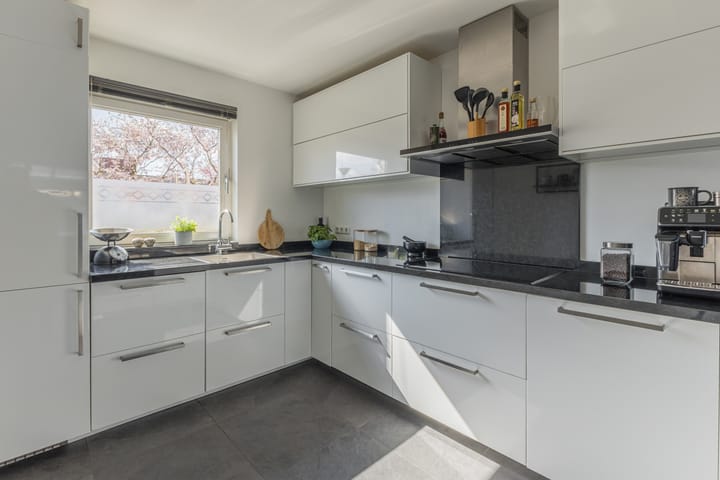 Foto 3 van Roosduinen 27