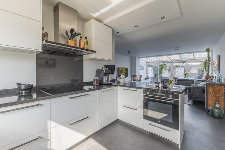 Foto 16 van Roosduinen 27