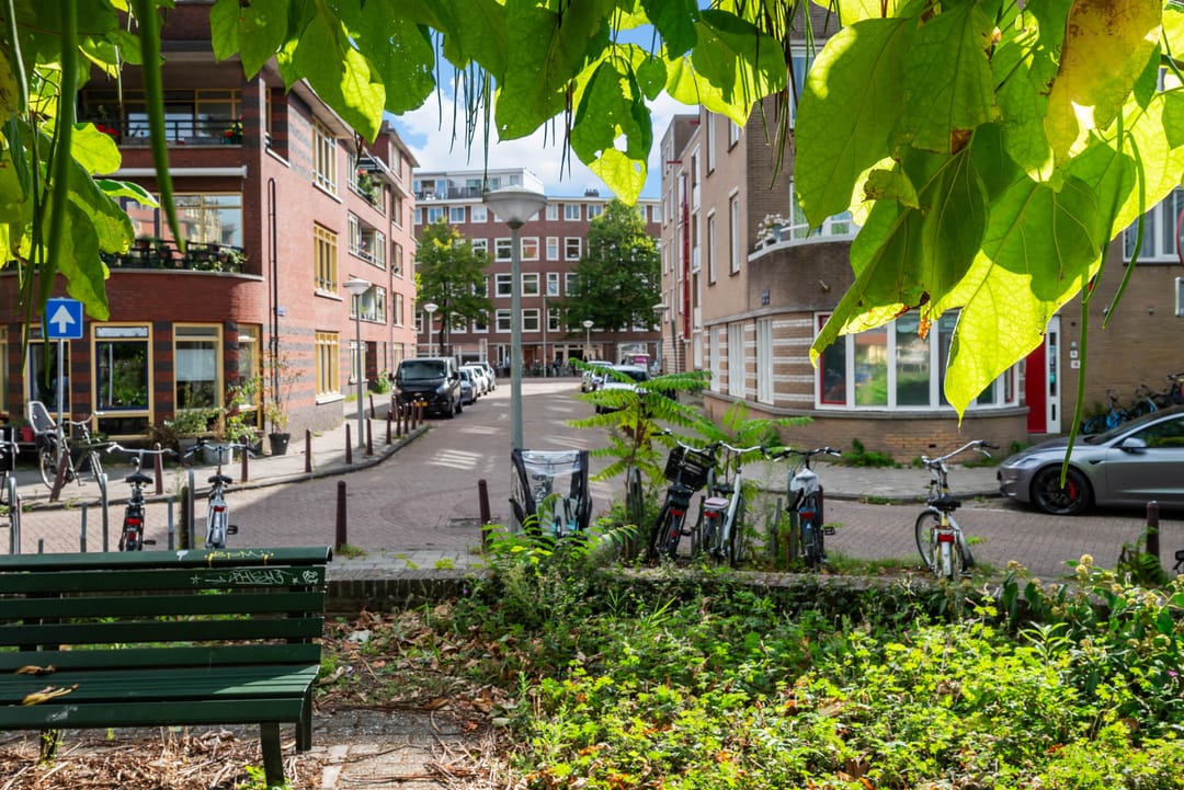 Photo 32 of Soembawastraat 98