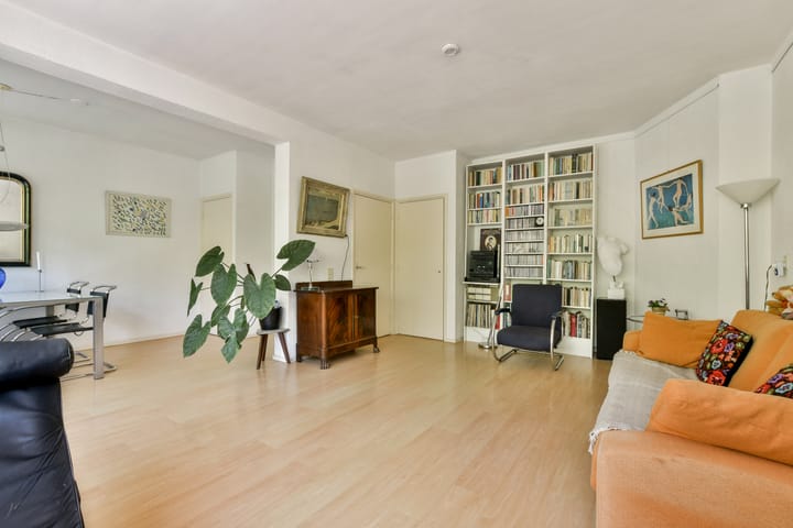 Foto 6 van Onstein 82