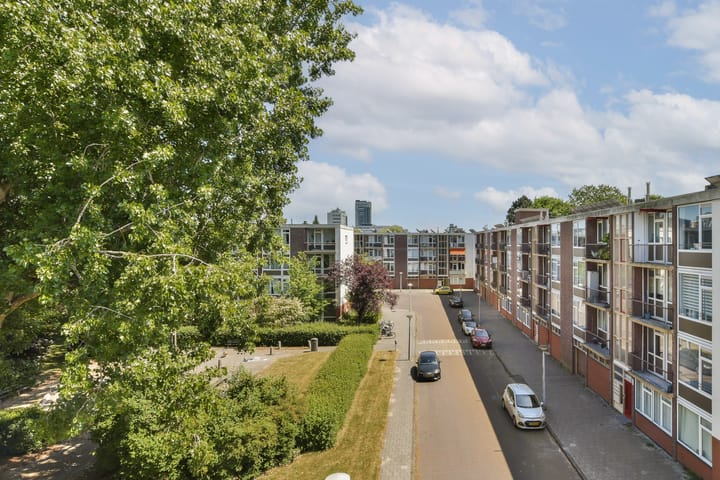 Foto 15 van Onstein 82