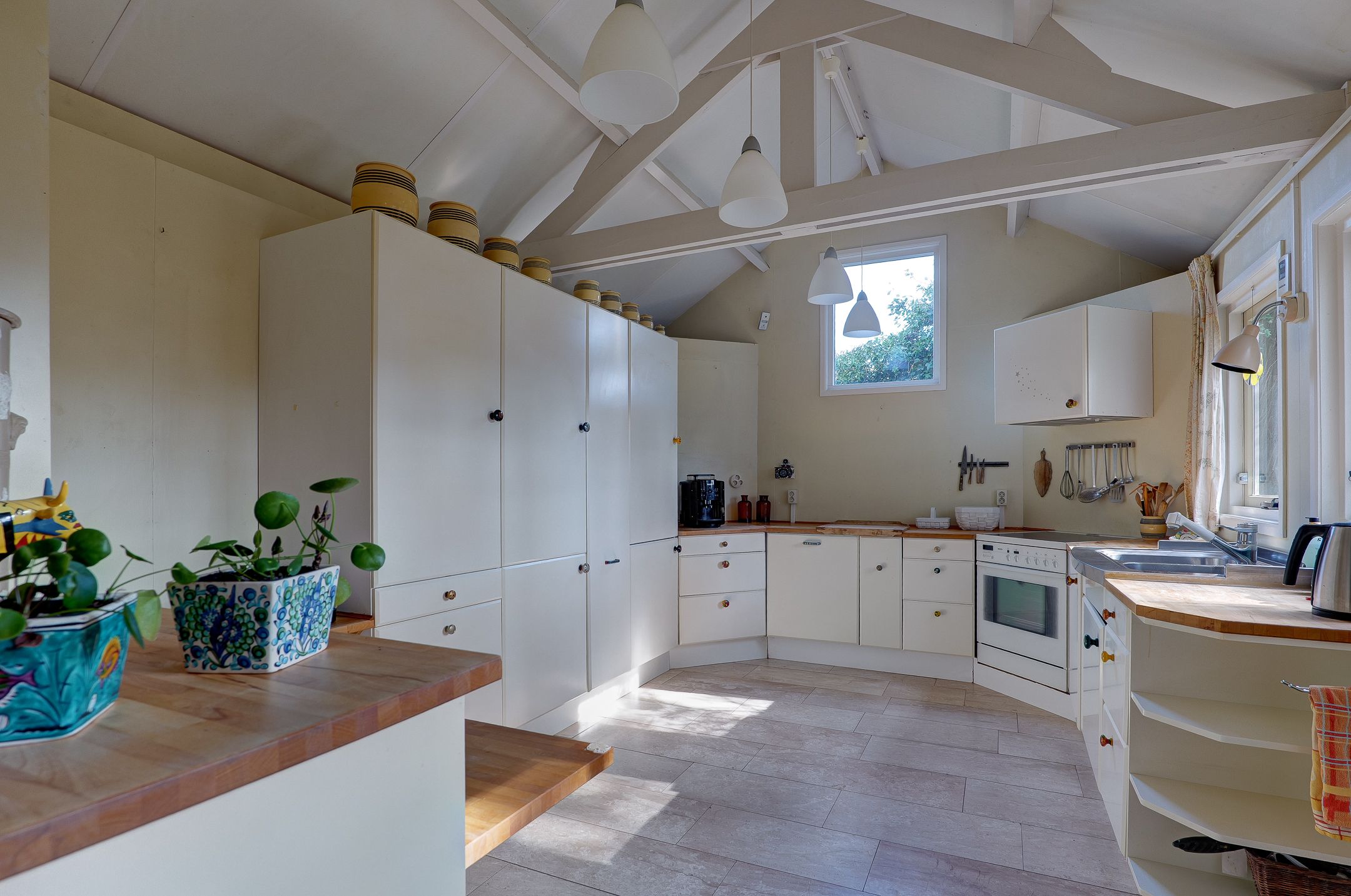 Foto 3 van Van Veldekelaan 11