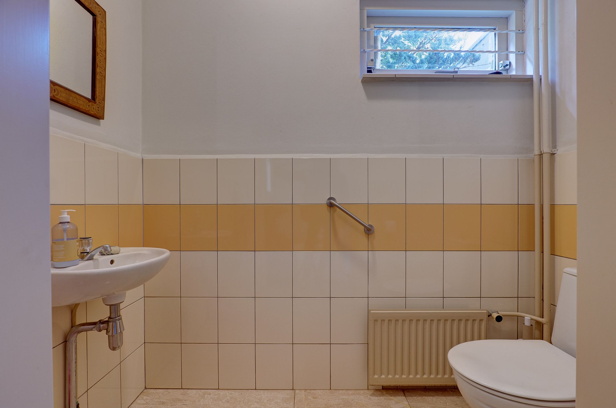 Foto 9 van Van Veldekelaan 11