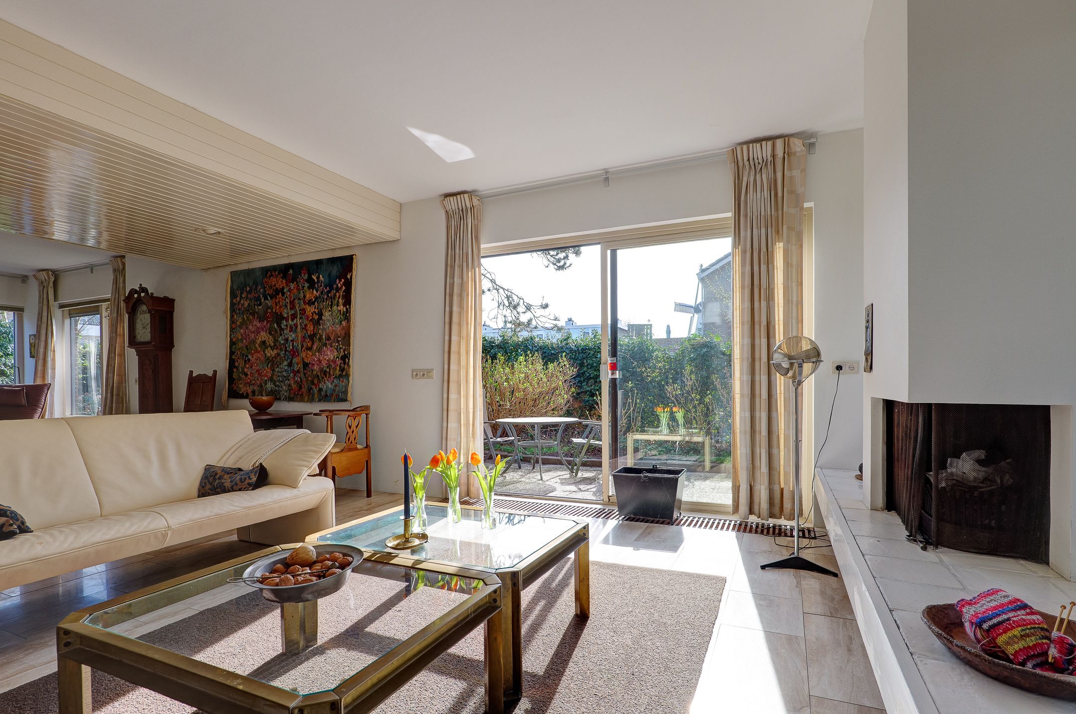 Foto 12 van Van Veldekelaan 11