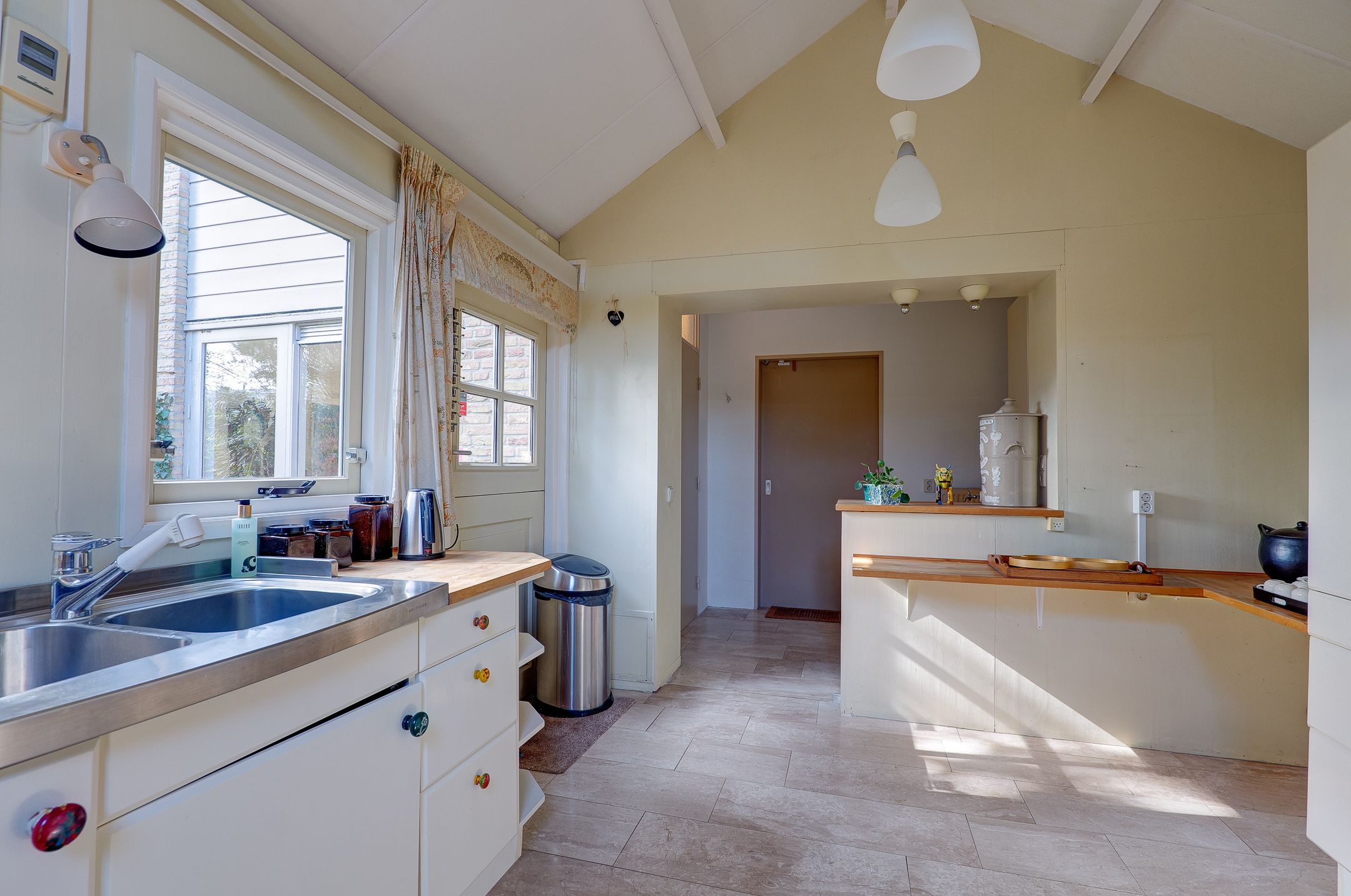 Foto 24 van Van Veldekelaan 11