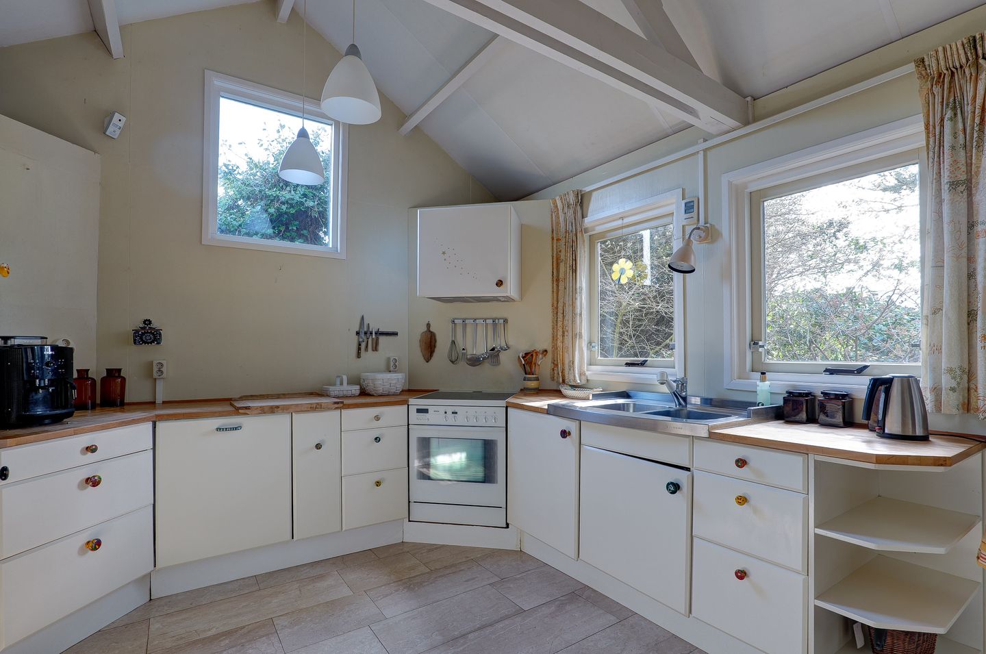 Foto 25 van Van Veldekelaan 11