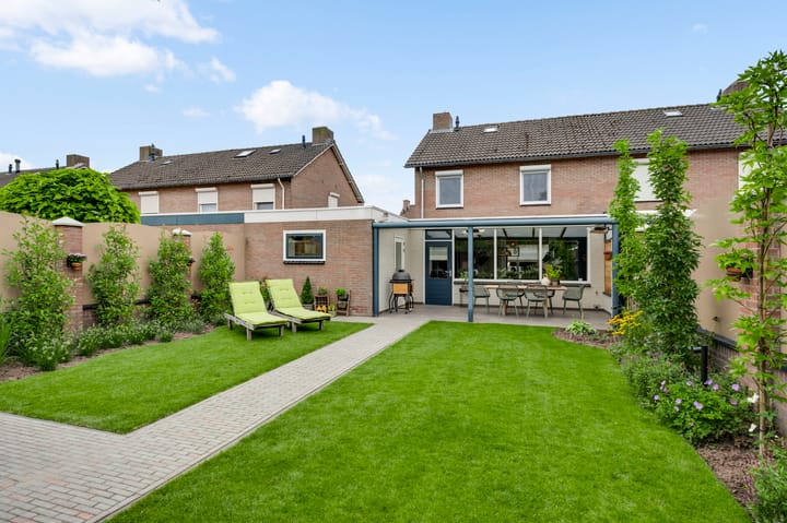 Foto 30 van Korenbloemstraat 35