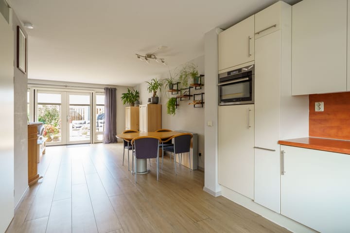 Foto 16 van Leeuwstraat 72