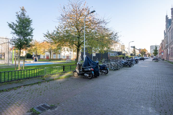 Foto 22 van Suze Robertsonstraat 83-A