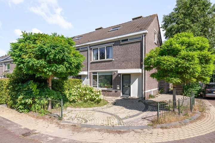 Foto 1 van Prof ten Doesschatestraat 71