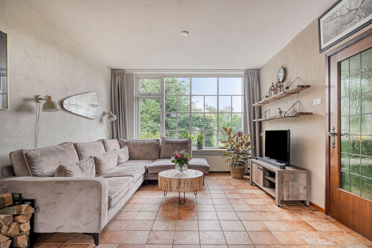 Foto 4 van Jac. P. Thijssesingel 56