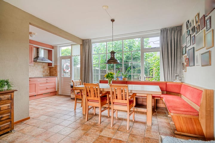 Foto 7 van Jac. P. Thijssesingel 56