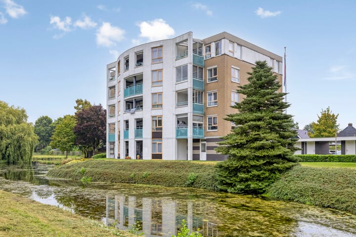 Foto 4 van R.J. Nieuwoldstraat 26