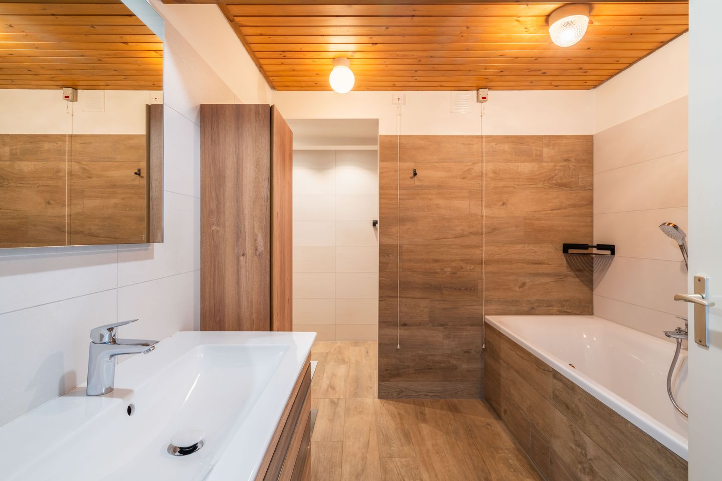 Foto 20 van Crixstraat 14