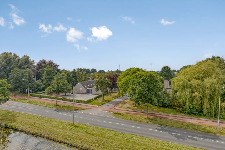 Foto 31 van R.J. Nieuwoldstraat 26