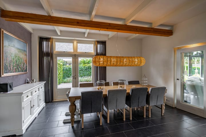 Foto 25 van Hoofdweg 11