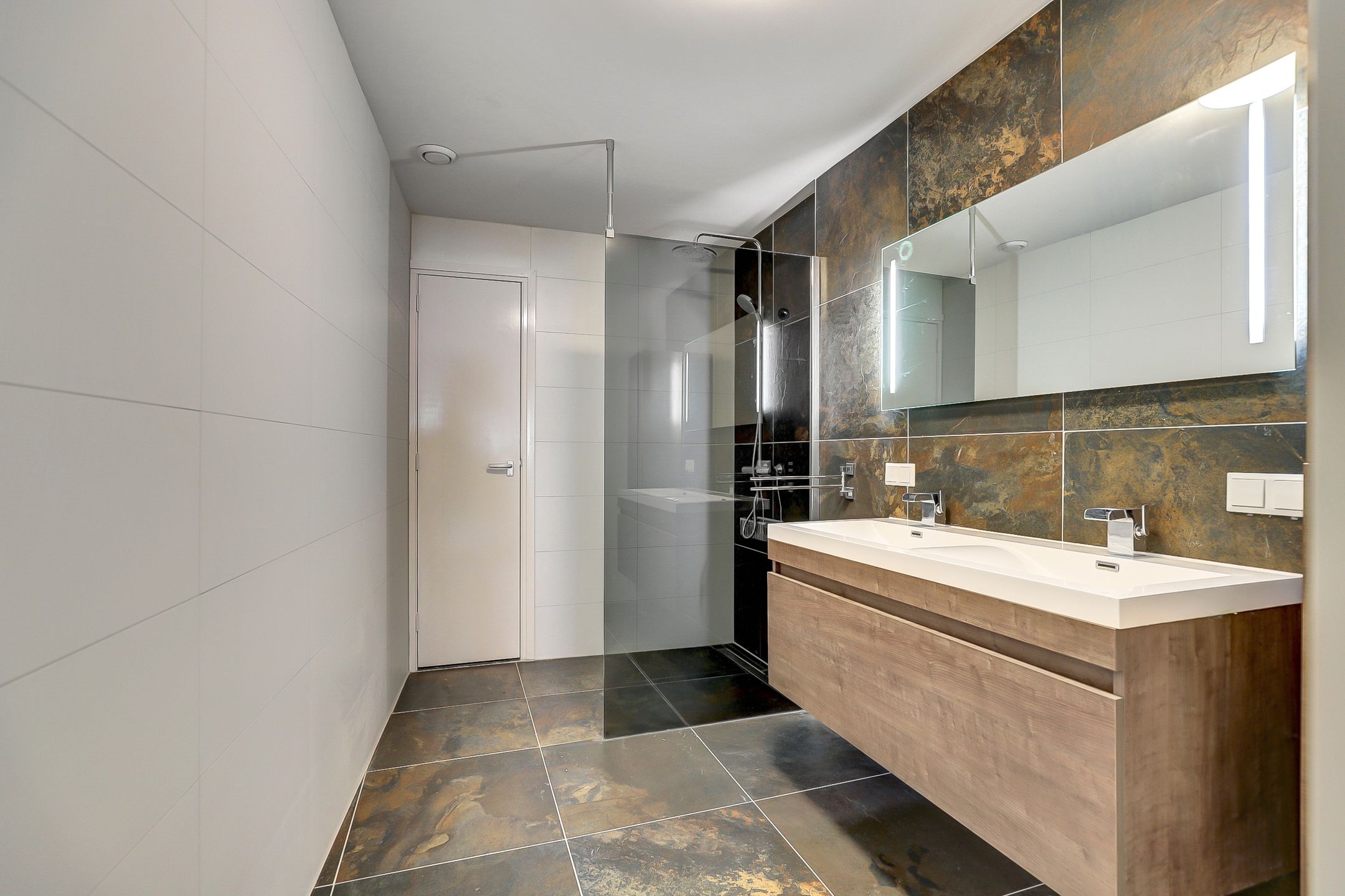 Foto 21 van Nieuwehaven 31