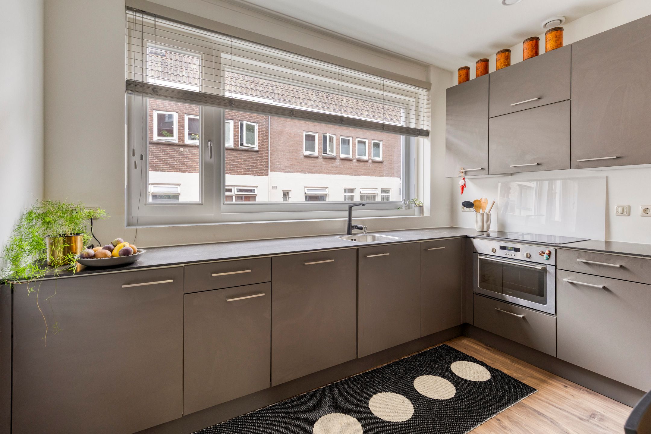 Foto 6 van Willem Hubertstraat 2