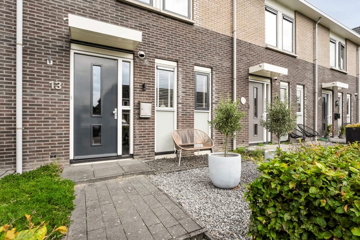 Foto 2 van Jongsmalaan 13