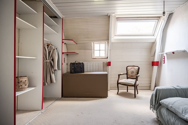 Photo 45 of Zuider Stationsweg 11