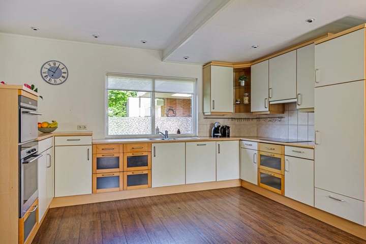 Foto 15 van Parallelweg 15