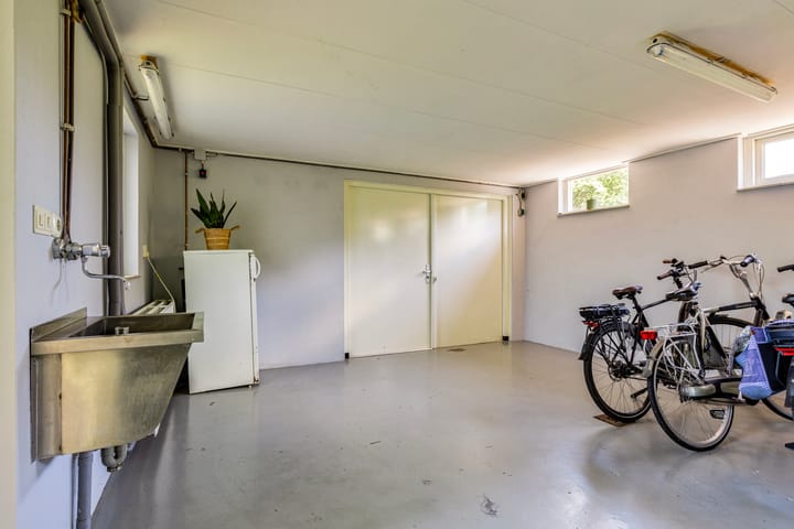 Foto 34 van Parallelweg 15