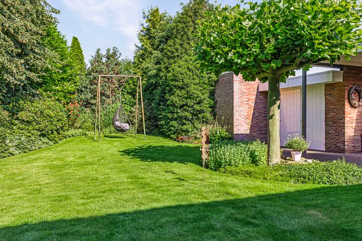 Foto 42 van Parallelweg 15