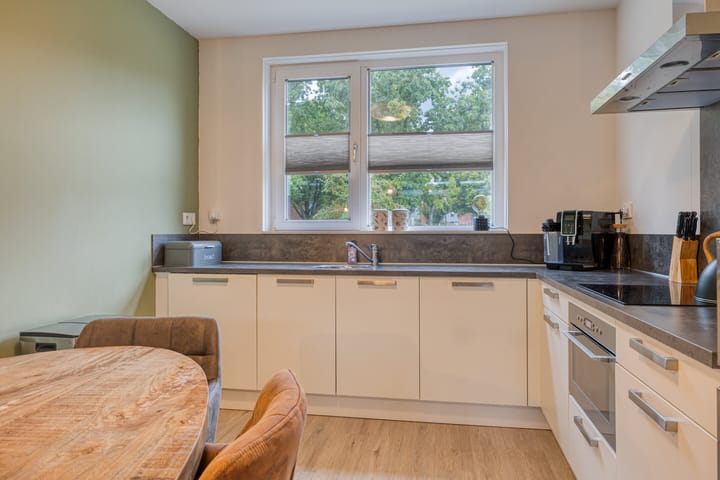 Foto 15 van Lageweg 12