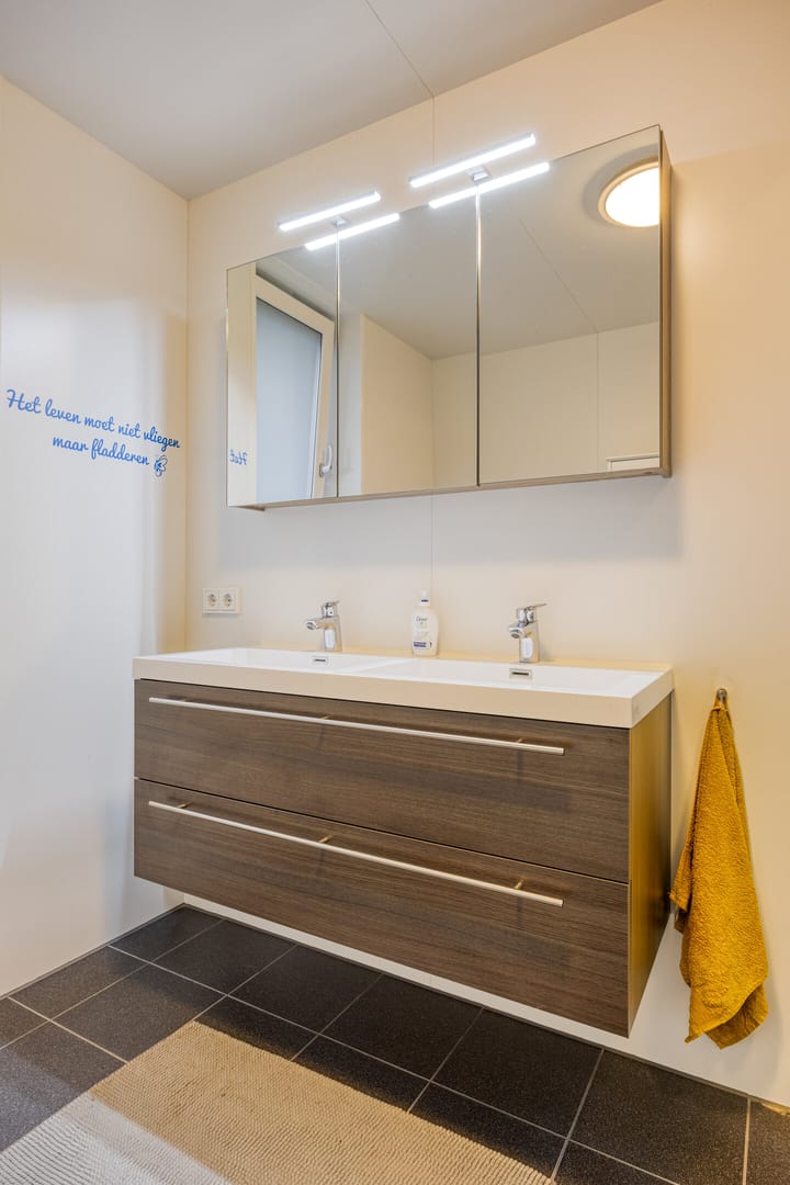 Foto 22 van Lageweg 12