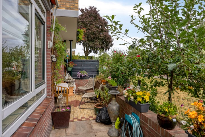 Foto 3 van Albardastraat 142