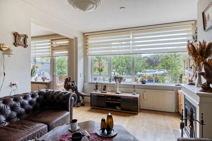 Foto 8 van Albardastraat 142