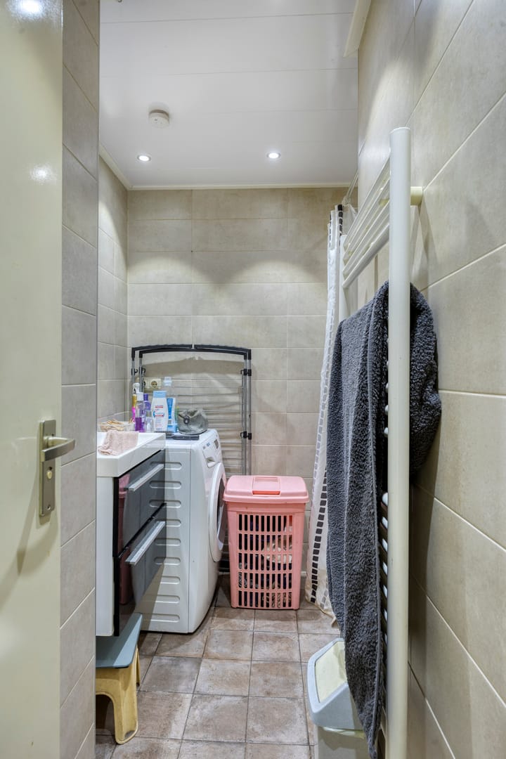 Foto 16 van Albardastraat 142