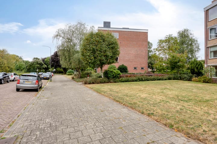 Foto 23 van Albardastraat 142