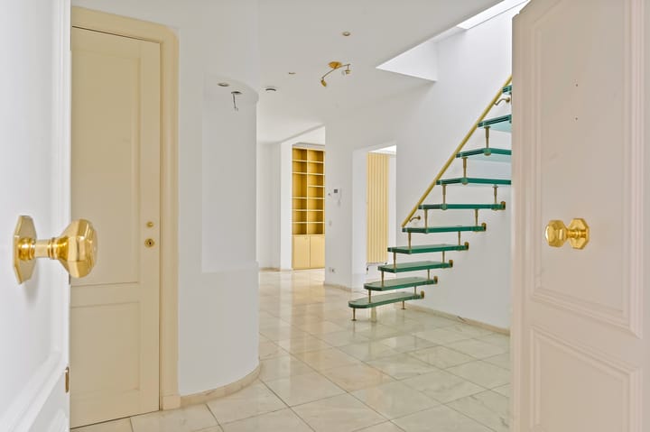 Photo 8 of Frederikstraat 19-C