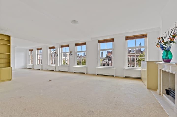 Photo 10 of Frederikstraat 19-C