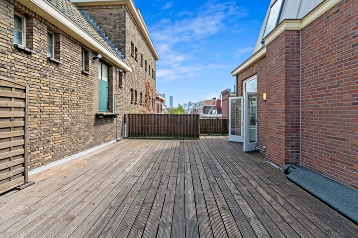 Photo 18 of Frederikstraat 19-C