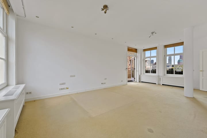 Photo 27 of Frederikstraat 19-C