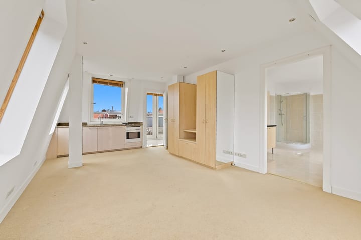 Photo 40 of Frederikstraat 19-C