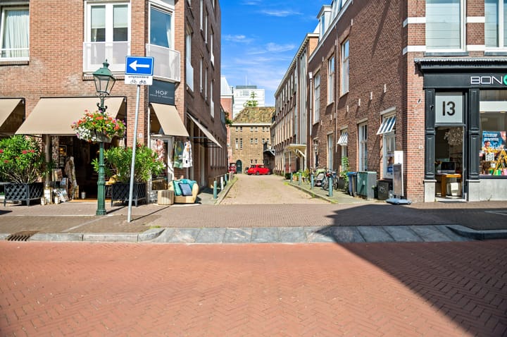 Photo 51 of Frederikstraat 19-C