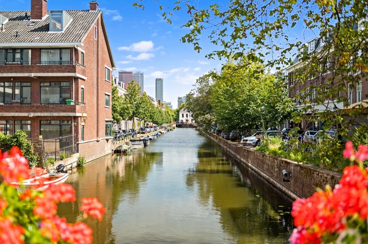 Photo 58 of Frederikstraat 19-C