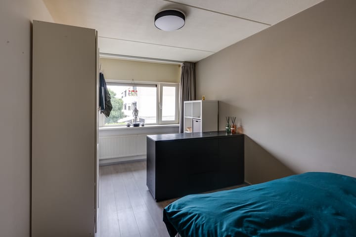 Foto 20 van Rhoonstraat 8