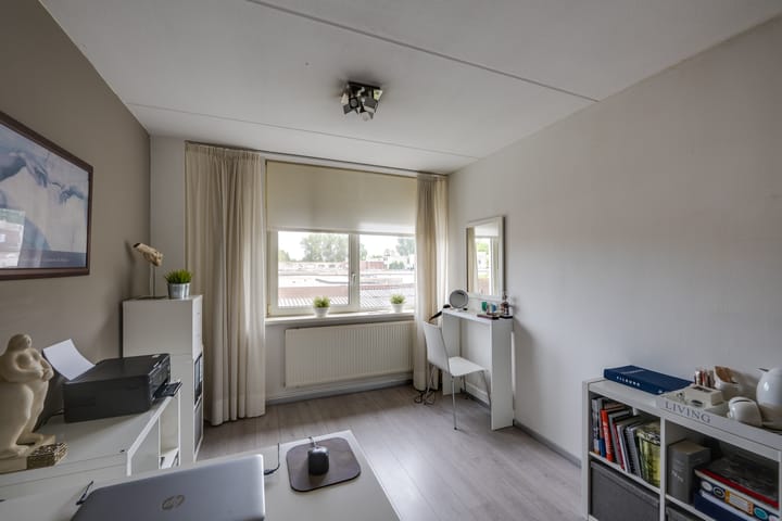 Foto 24 van Rhoonstraat 8