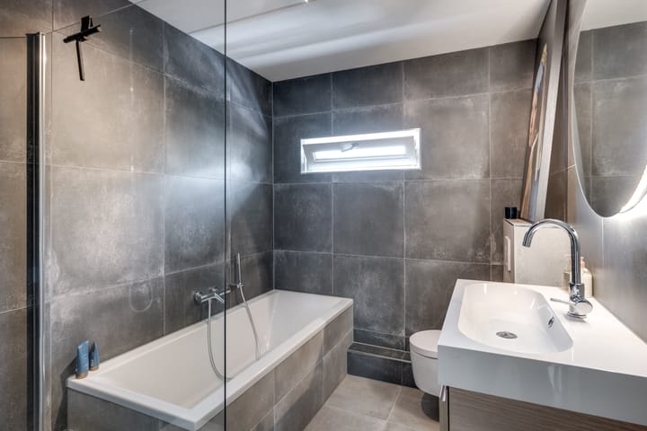 Foto 26 van Rhoonstraat 8