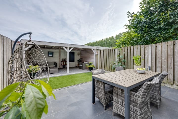 Foto 40 van Rhoonstraat 8