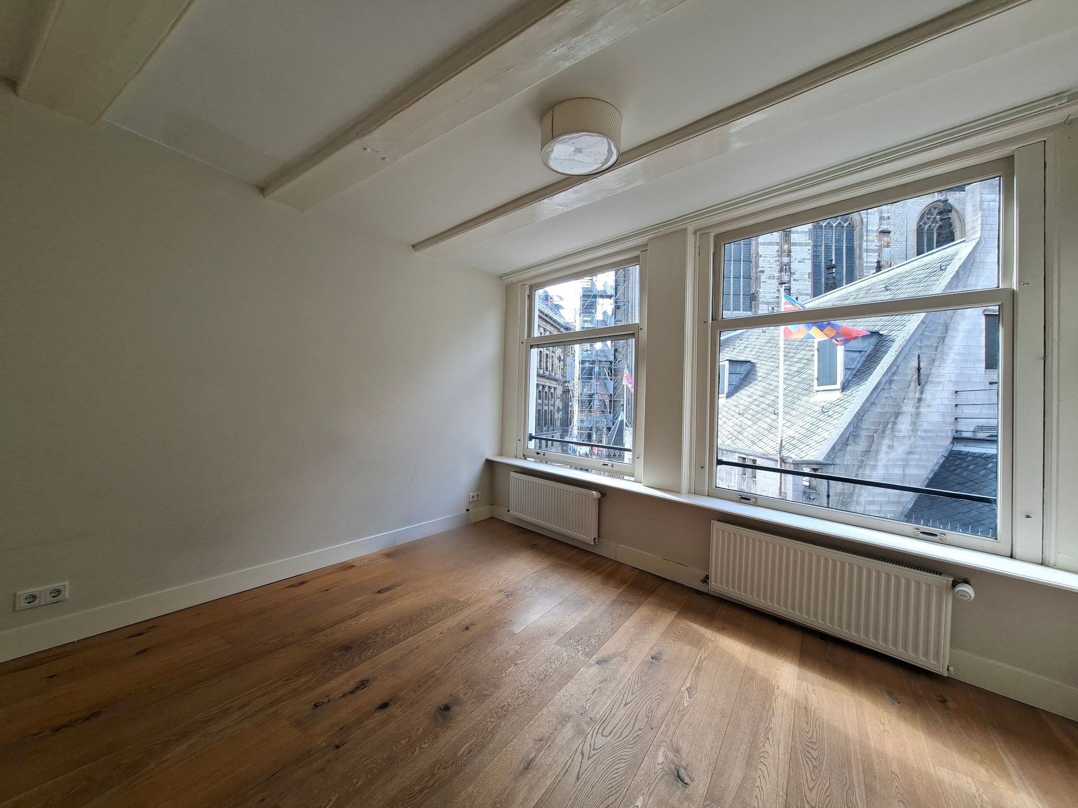 Photo 9 of Eggertstraat 19-B