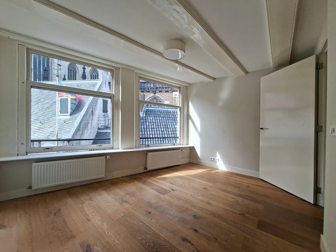 Photo 8 of Eggertstraat 19-B