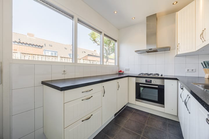 Photo 17 of Burgemeester Kievitslaan 56