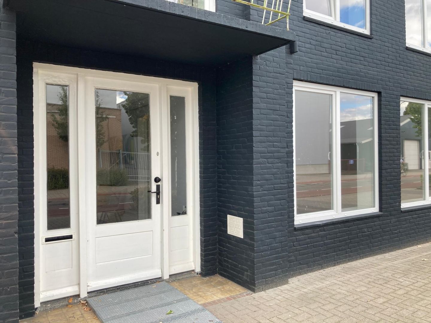 View photo 3 of IJsselweg 3-A