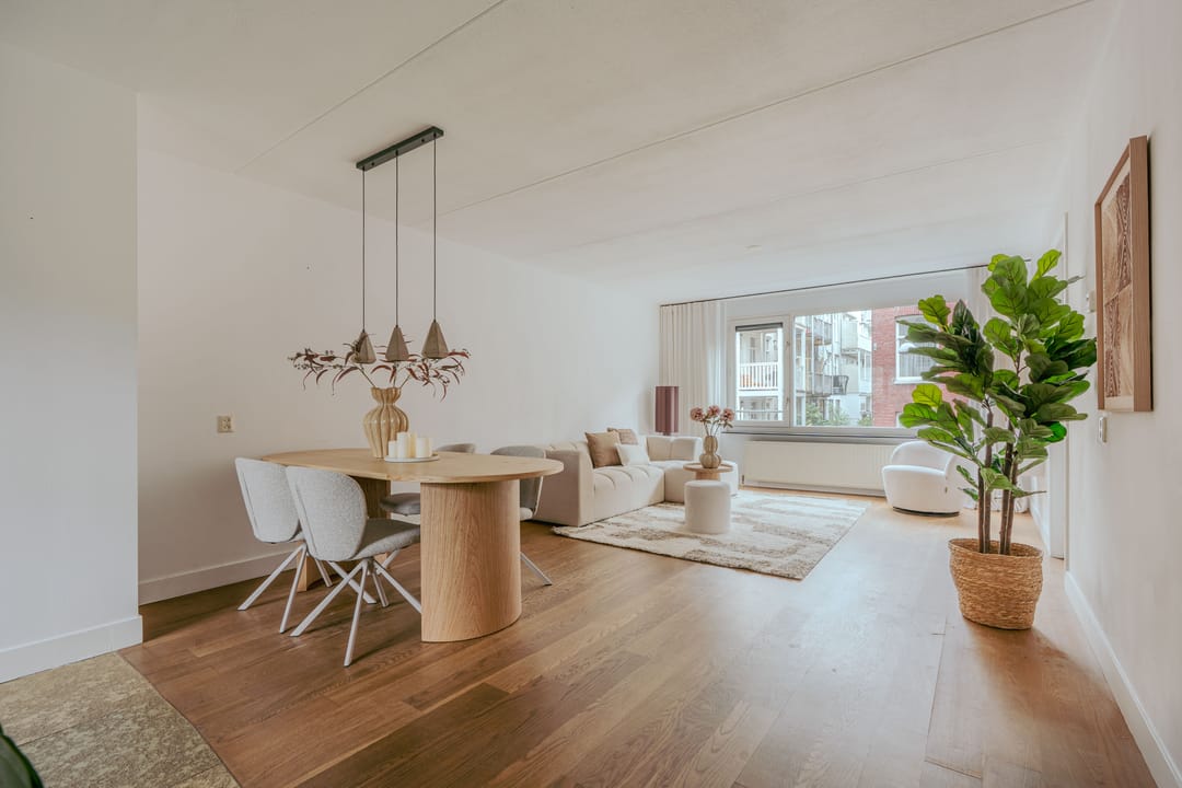 Photo 1 of Hemonystraat 32-E